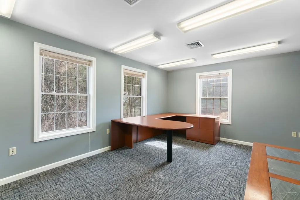 458 Williams Street Brattleboro VT 05301