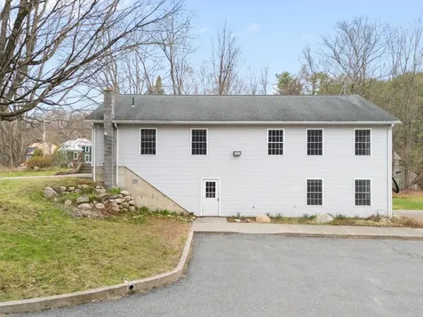 458 Williams Street Brattleboro VT 05301