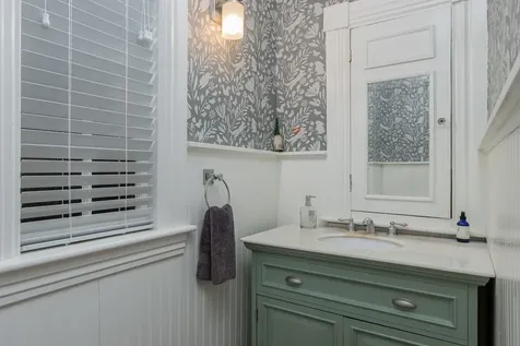 228 Maple Street Hopkinton NH 03229
