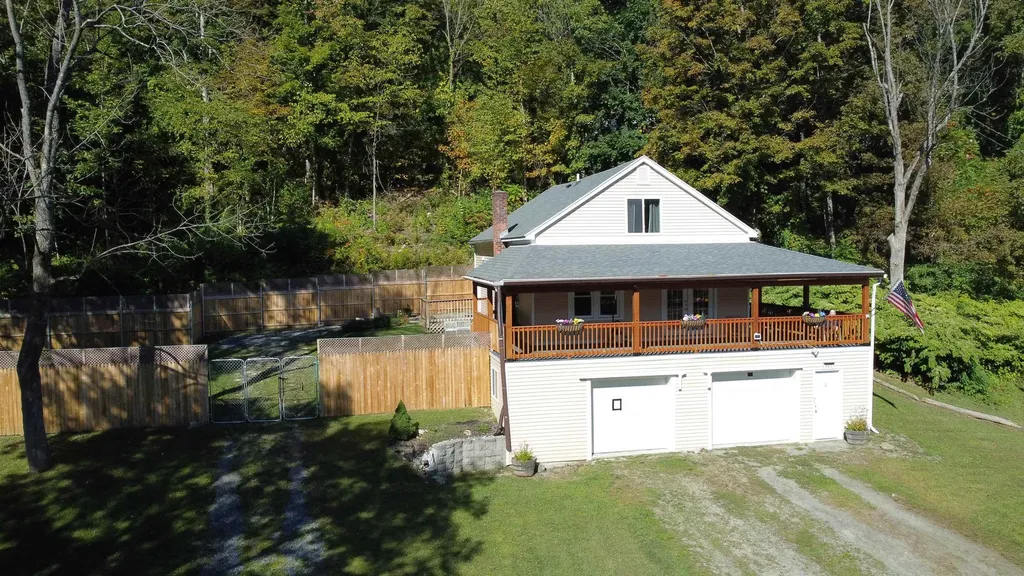 683 Water Street Bennington VT 05257