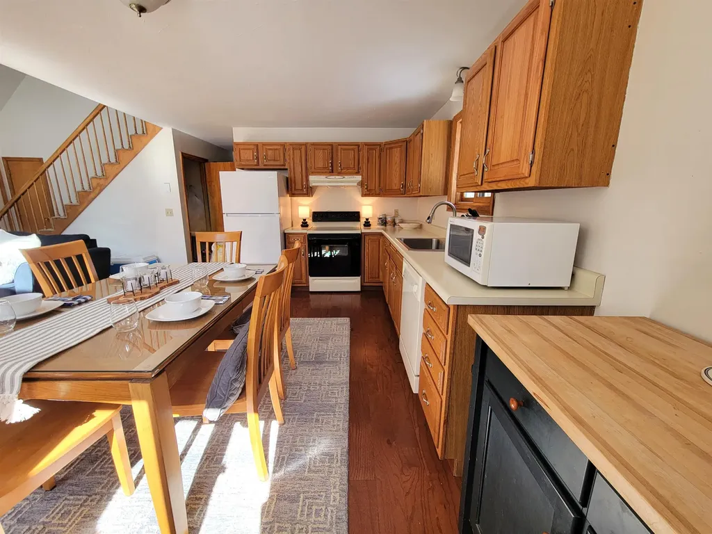 52 Geneve Street Moultonborough NH 03254