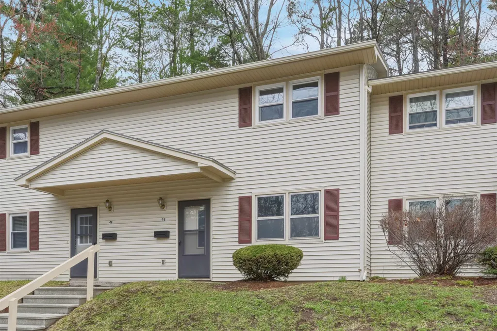 86 Pinecrest Drive Essex VT 05452