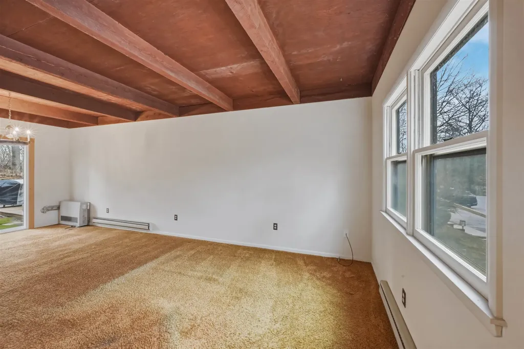 86 Pinecrest Drive Essex VT 05452