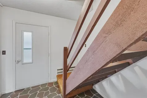 86 Pinecrest Drive Essex VT 05452