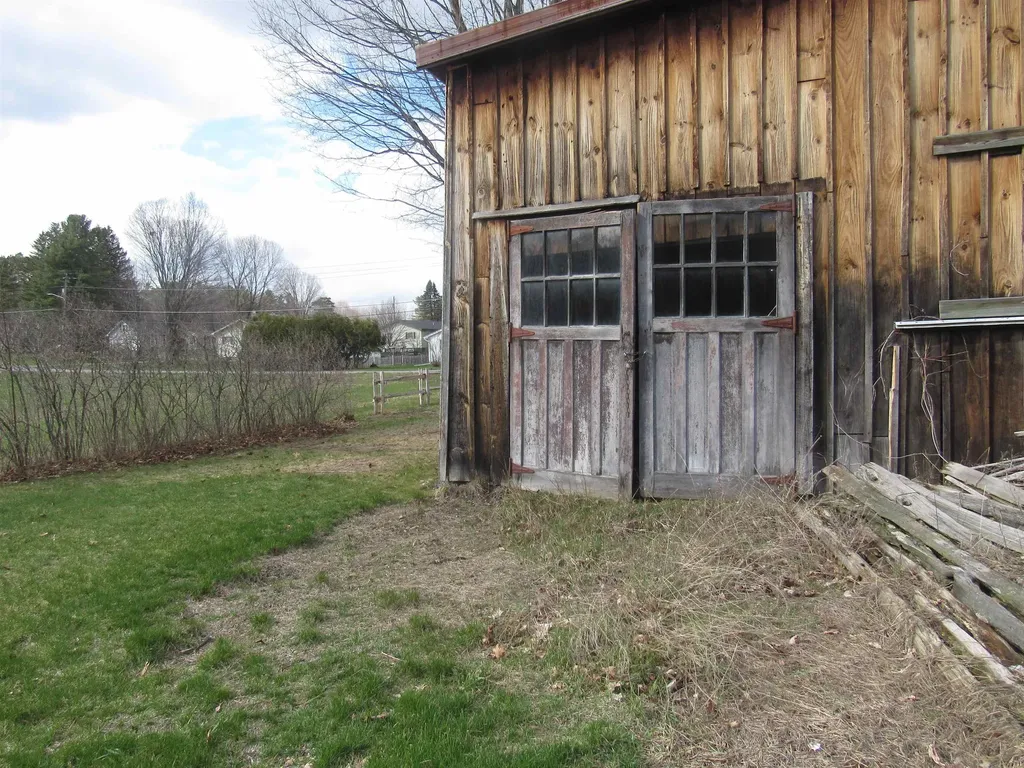 701 Bluff Road Newport City VT 05855
