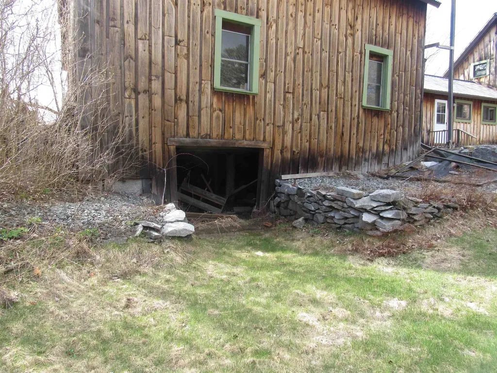 701 Bluff Road Newport City VT 05855