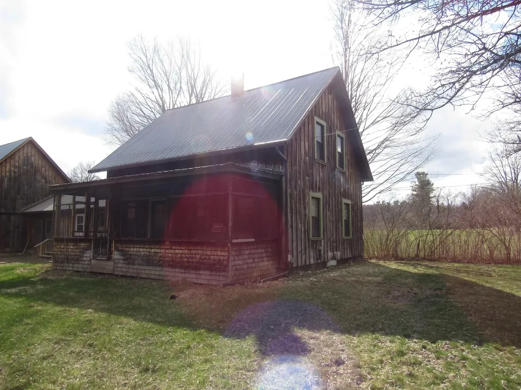 701 Bluff Road Newport City VT 05855