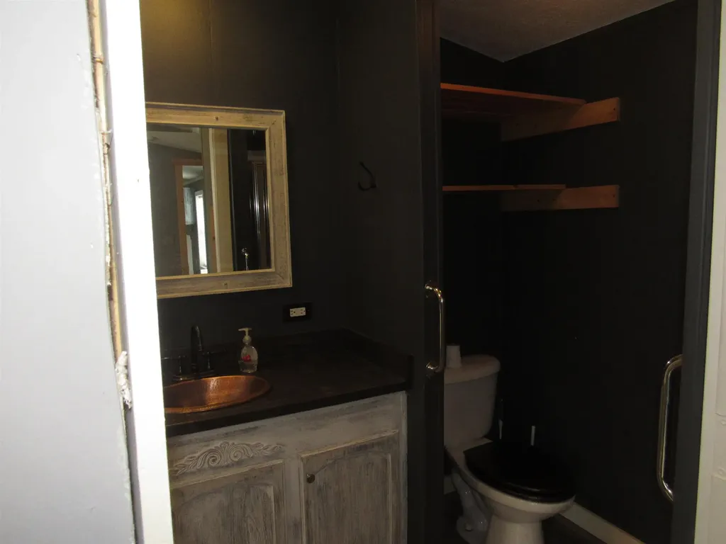 2477 Us Route 5 Derby VT 05829