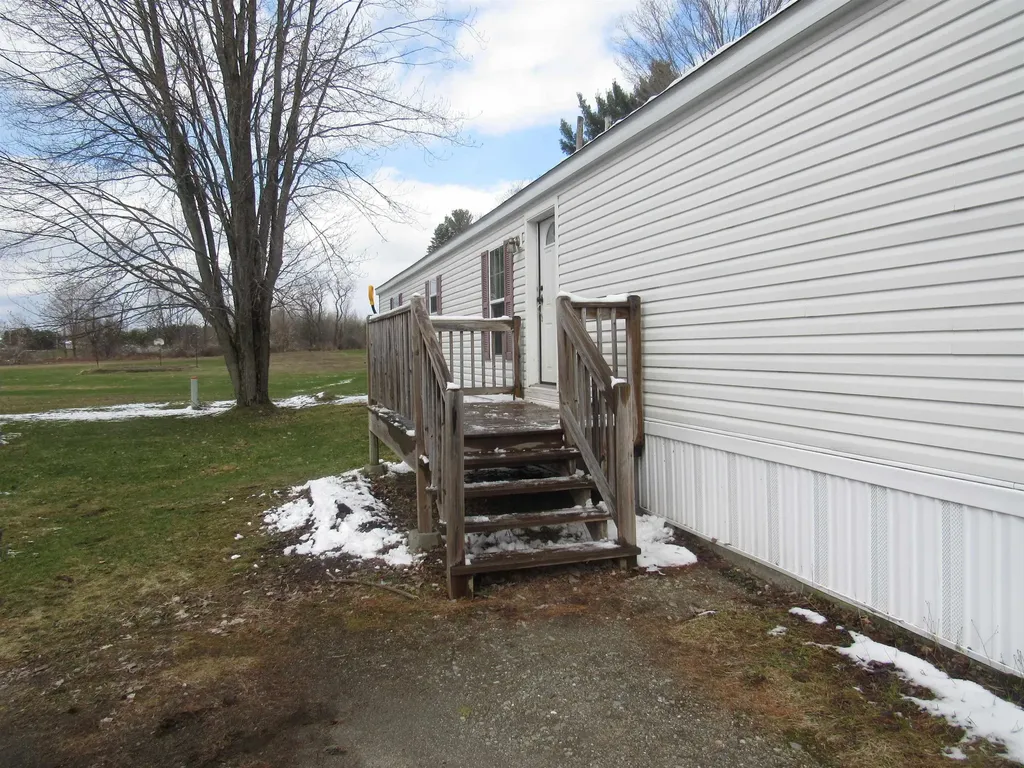 2477 Us Route 5 Derby VT 05829