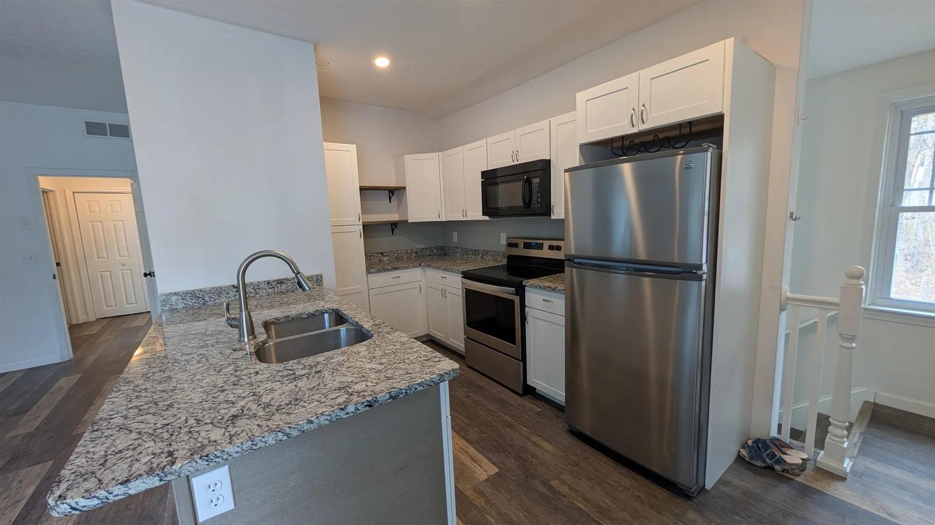 56 Mcintosh Lane Bedford NH 03110