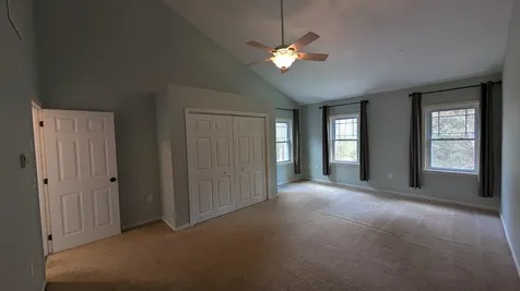 56 Mcintosh Lane Bedford NH 03110