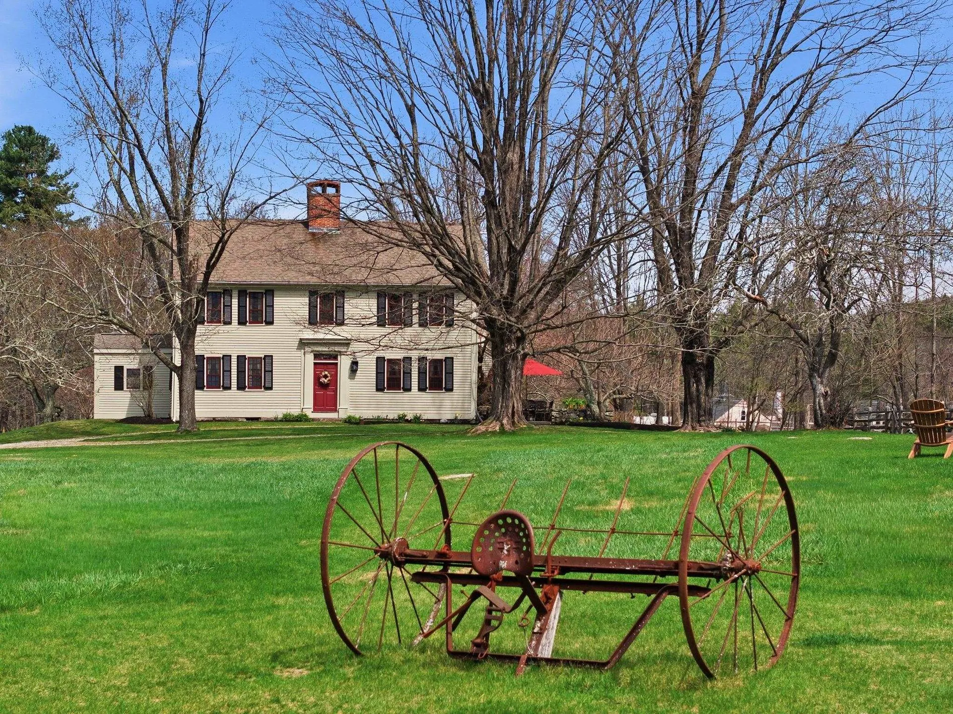 5 Old Manchester Road Amherst NH 03031