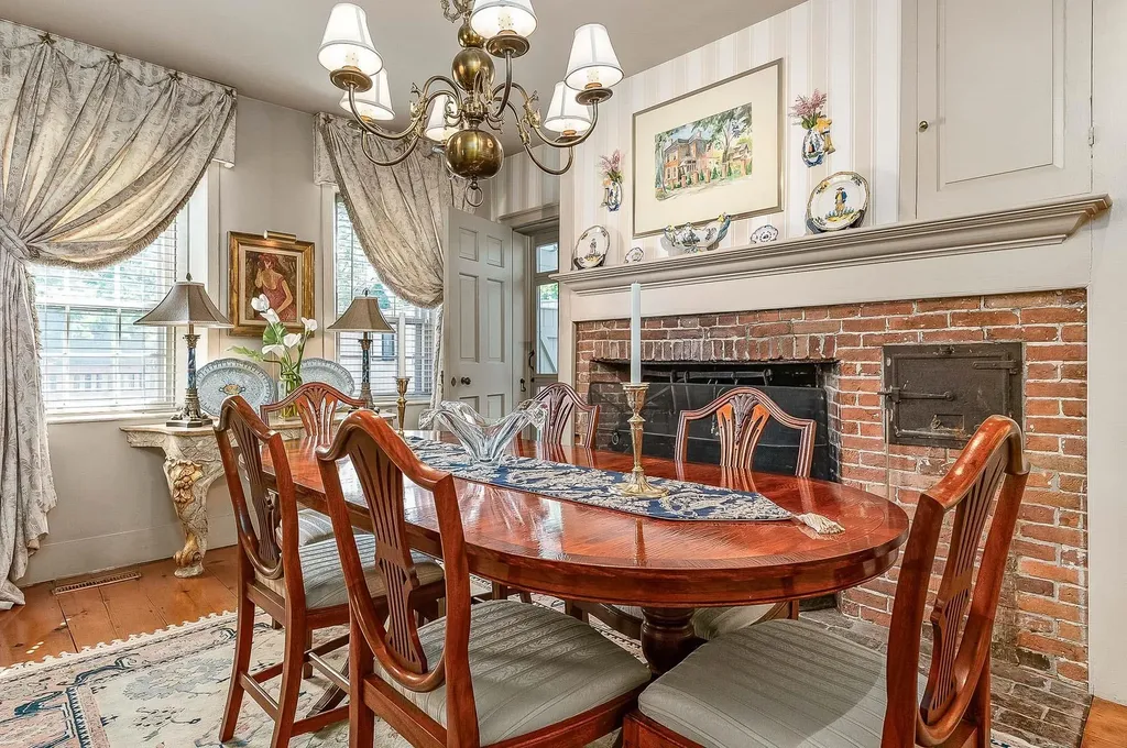 20 Atkinson Street Portsmouth NH 03801