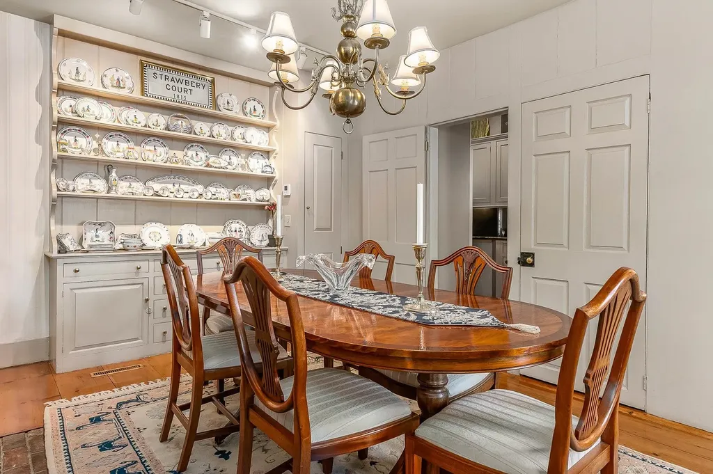 20 Atkinson Street Portsmouth NH 03801