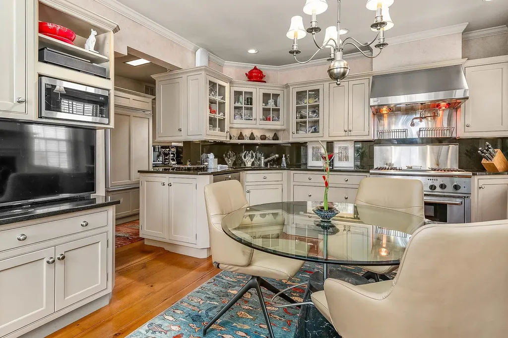 20 Atkinson Street Portsmouth NH 03801