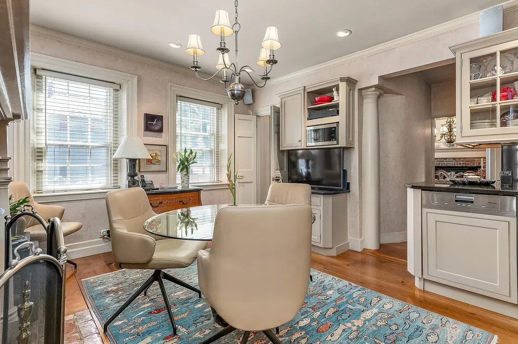 20 Atkinson Street Portsmouth NH 03801