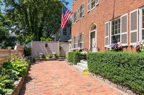 20 Atkinson Street Portsmouth NH 03801