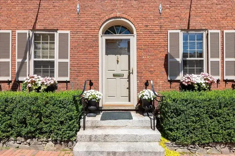 20 Atkinson Street Portsmouth NH 03801