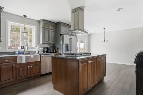 18 Richfield Way Wilton NH 03086