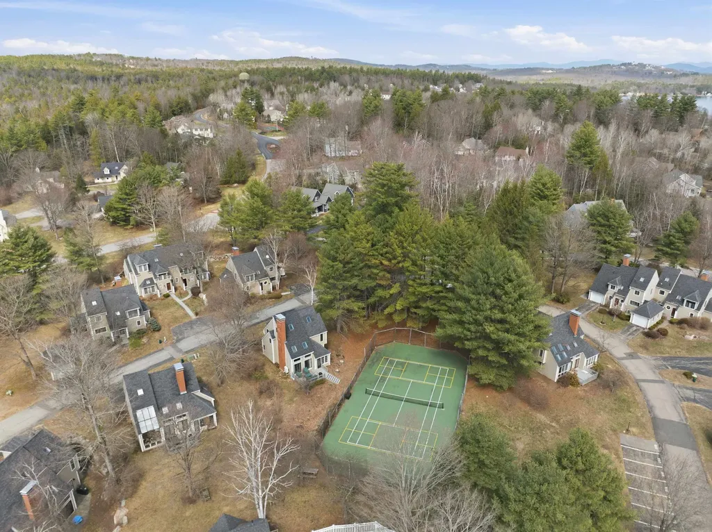 52 Gables Drive Laconia NH 03246