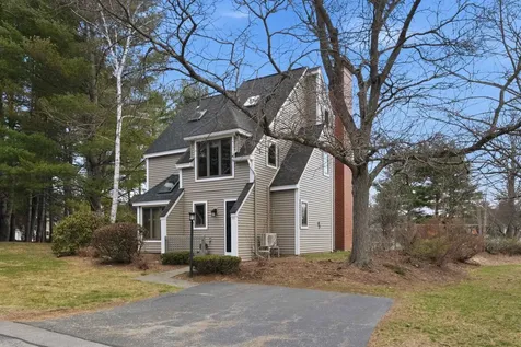 52 Gables Drive Laconia NH 03246