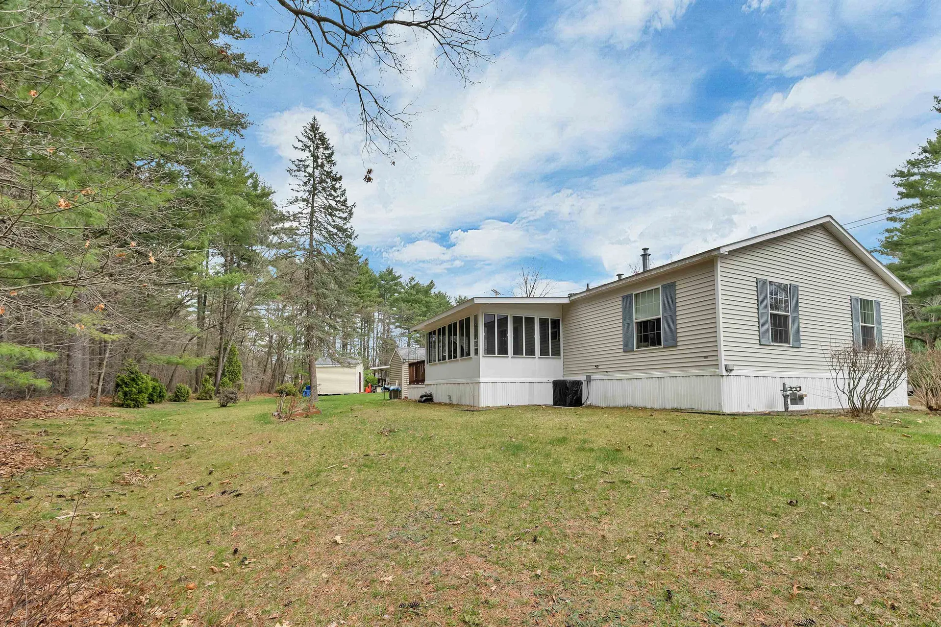 6 Centerwood Drive Concord NH 03301