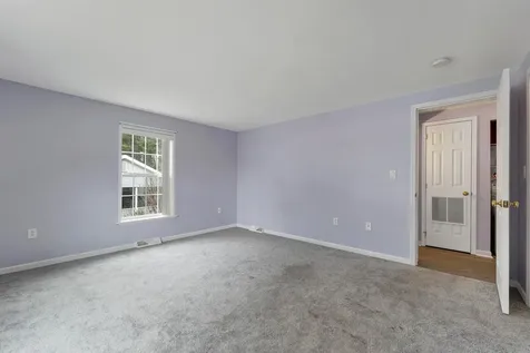 6 Centerwood Drive Concord NH 03301