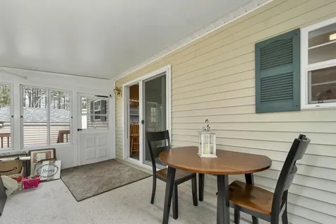 6 Centerwood Drive Concord NH 03301