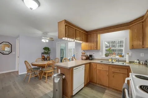 6 Centerwood Drive Concord NH 03301
