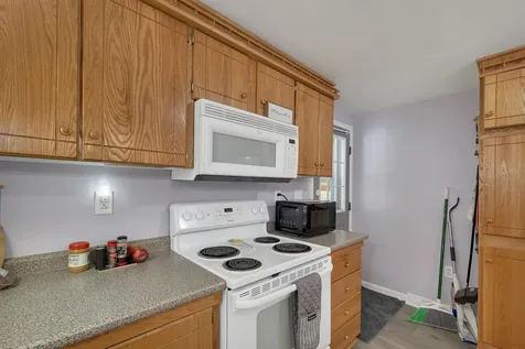 6 Centerwood Drive Concord NH 03301