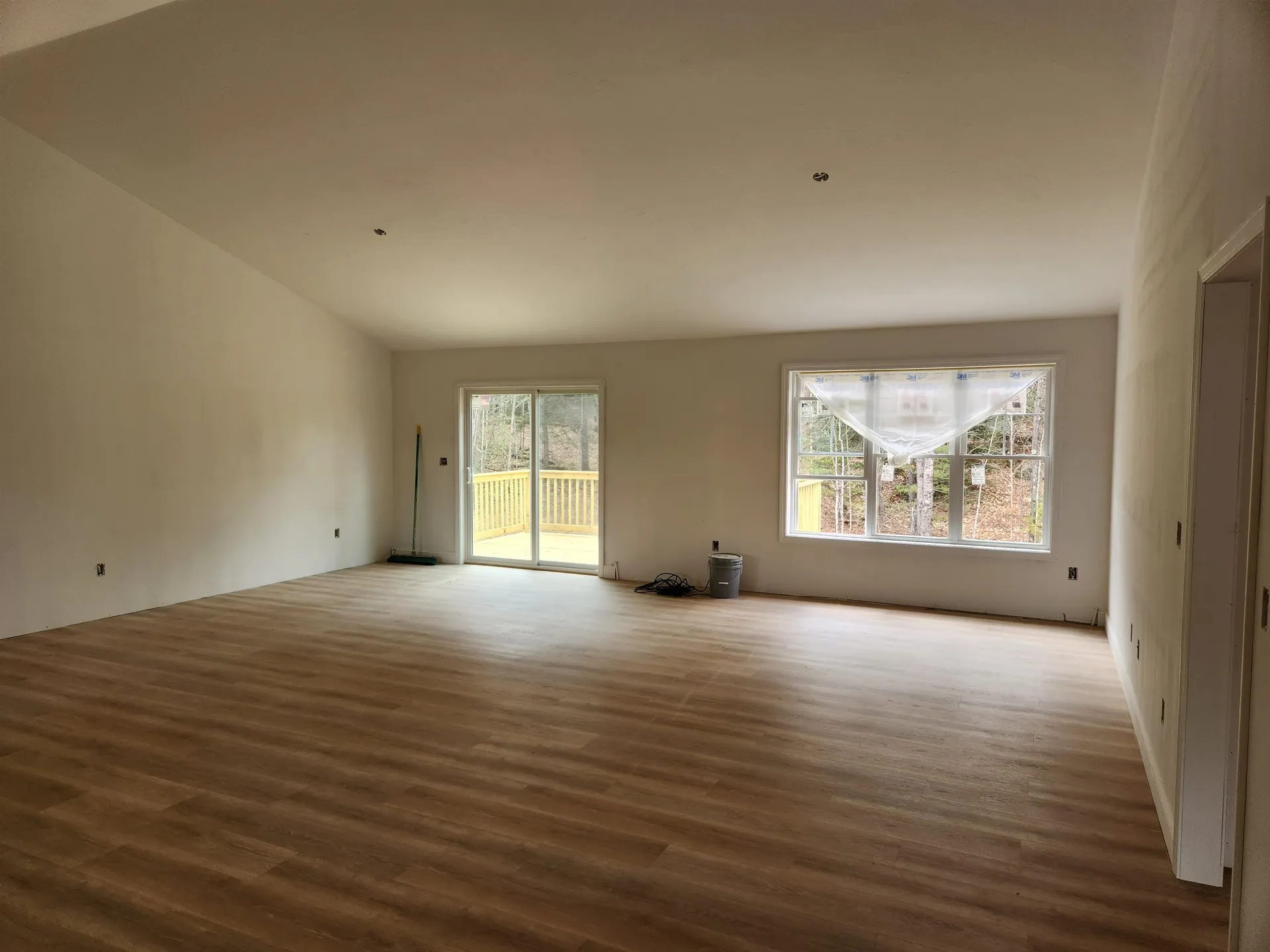 27 Riverview Road Newport NH 03773
