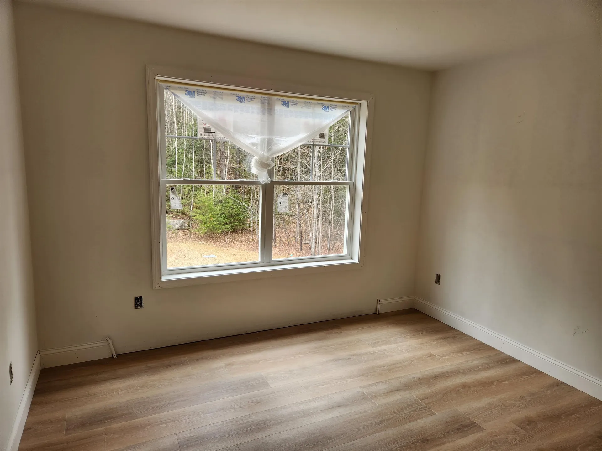 27 Riverview Road Newport NH 03773