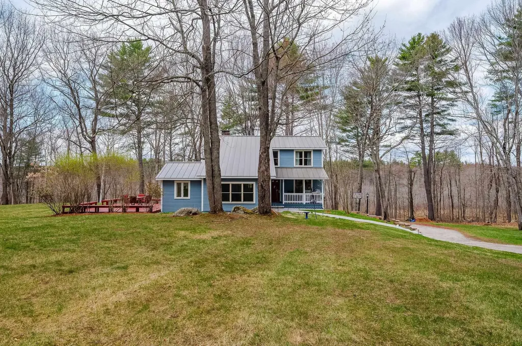 43 Moharimet Drive Madbury NH 03823