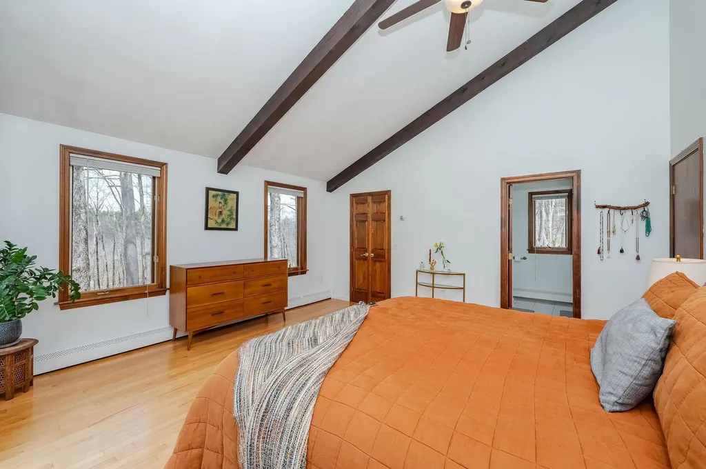 43 Moharimet Drive Madbury NH 03823