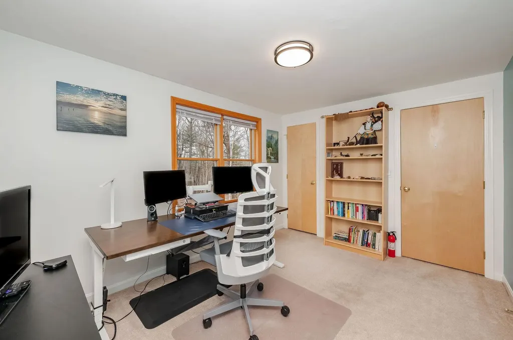 43 Moharimet Drive Madbury NH 03823
