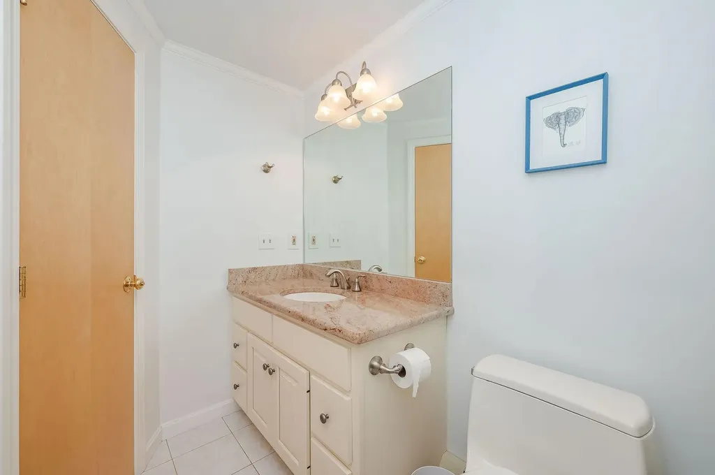 43 Moharimet Drive Madbury NH 03823