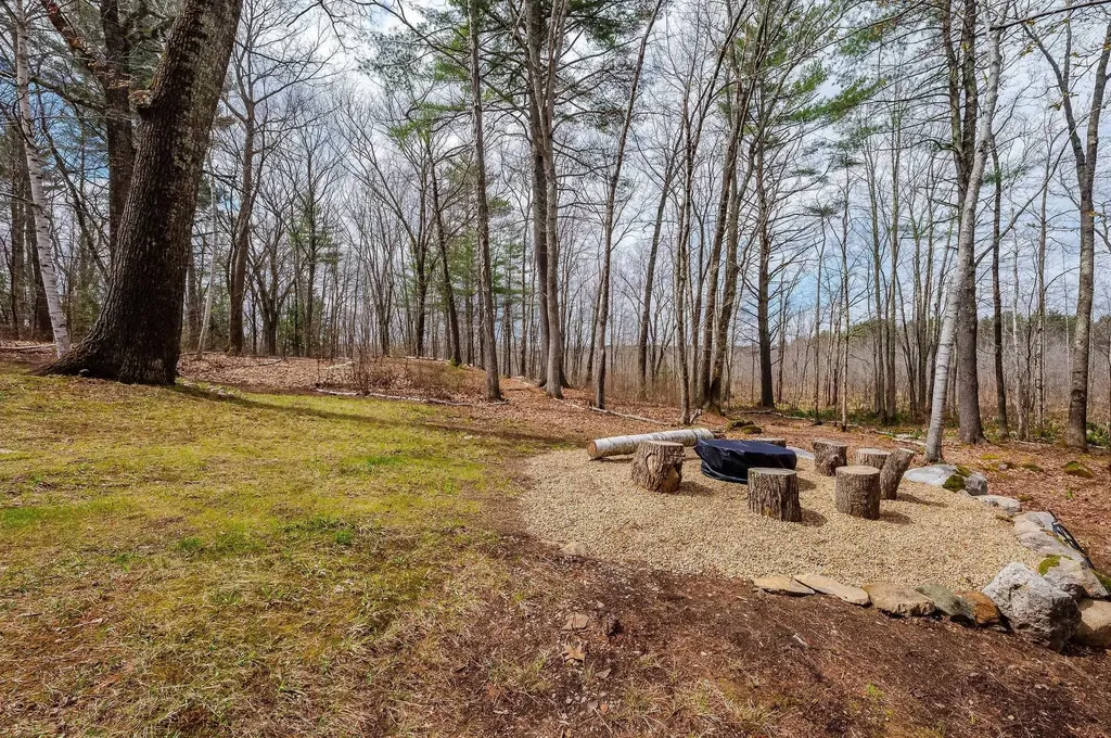 43 Moharimet Drive Madbury NH 03823