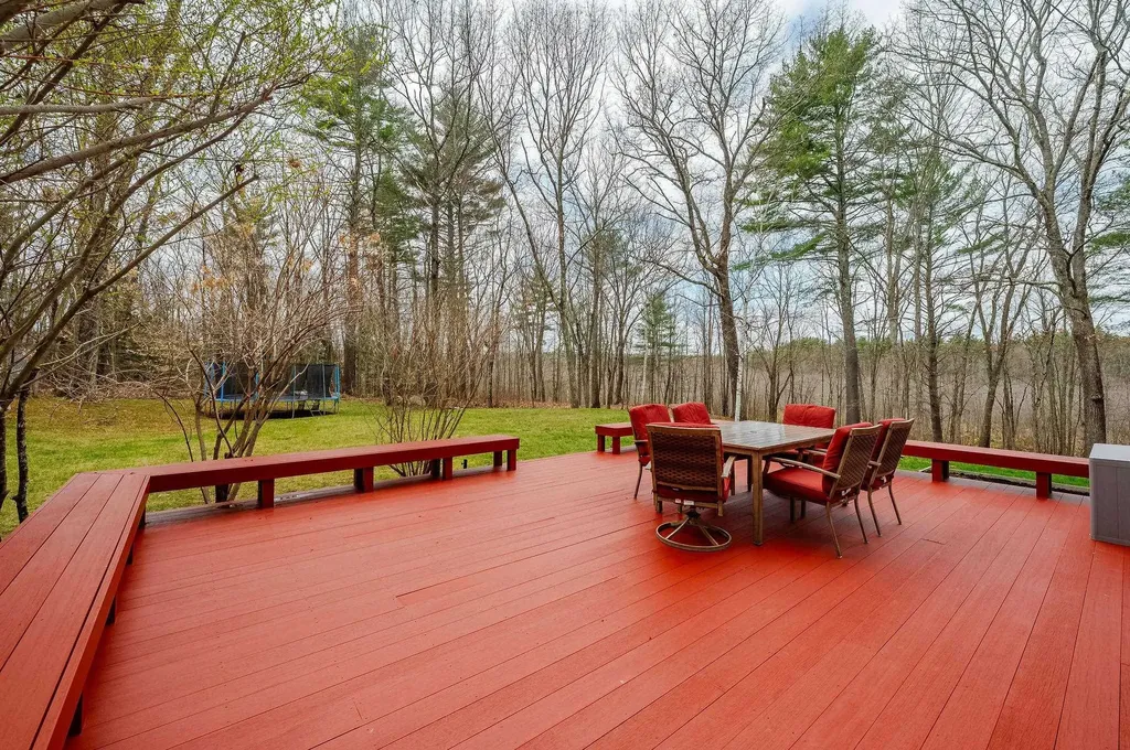 43 Moharimet Drive Madbury NH 03823