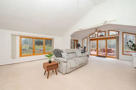 43 Moharimet Drive Madbury NH 03823