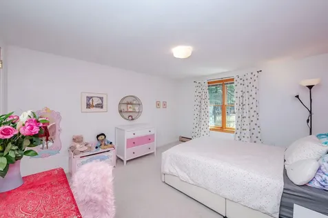 43 Moharimet Drive Madbury NH 03823