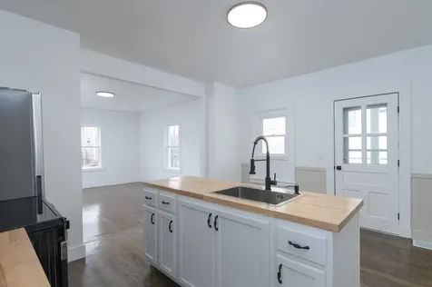 29 Hopkins Street Rutland City VT 05701
