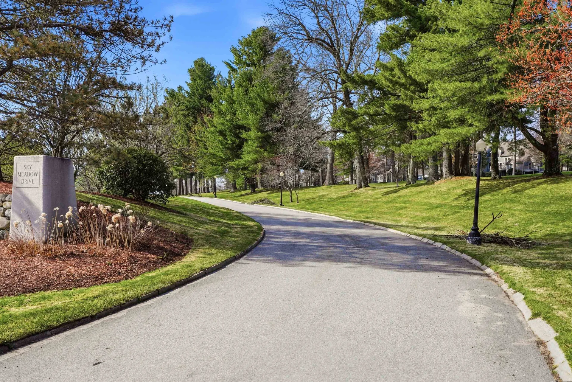 67 Cherry Hollow Road Nashua NH 03062