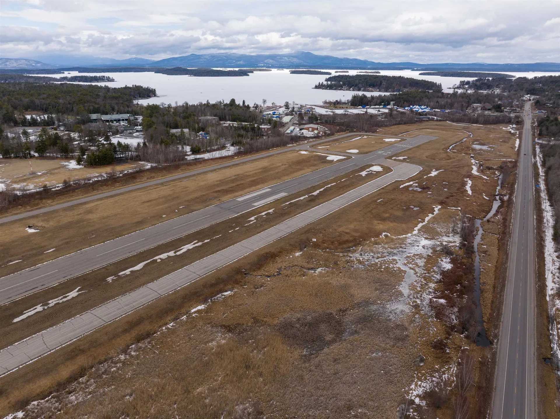 74 Airport Road Gilford NH 03249