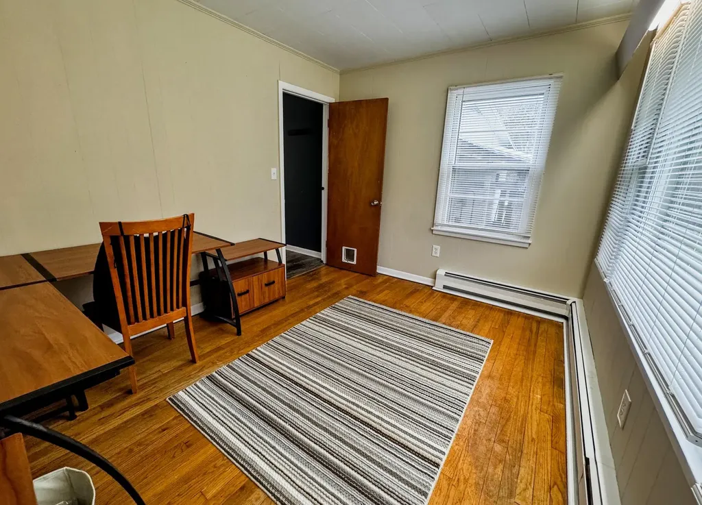 105 Schoolhouse Road Pownal VT 05261