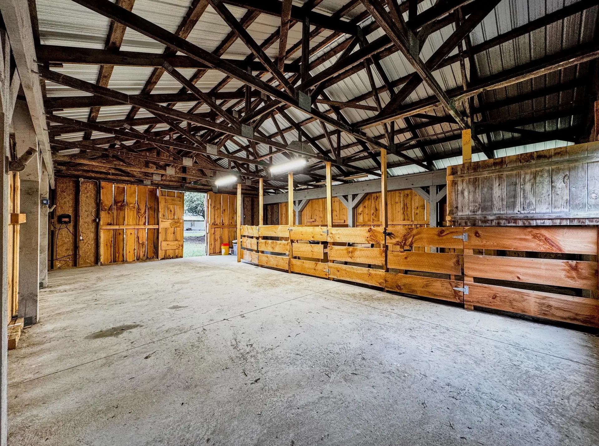 105 Schoolhouse Road Pownal VT 05261