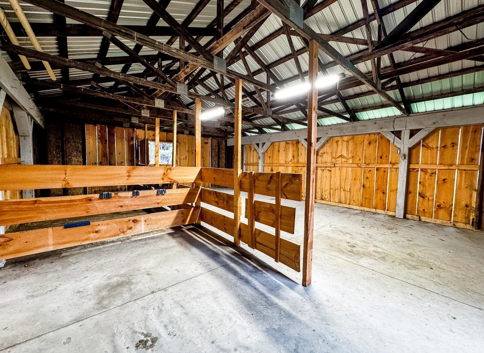 105 Schoolhouse Road Pownal VT 05261