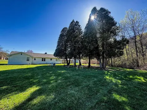 105 Schoolhouse Road Pownal VT 05261