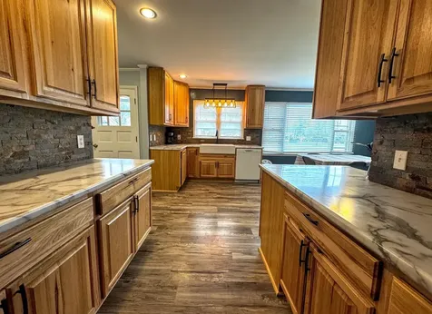 105 Schoolhouse Road Pownal VT 05261