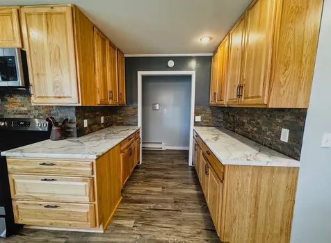 105 Schoolhouse Road Pownal VT 05261