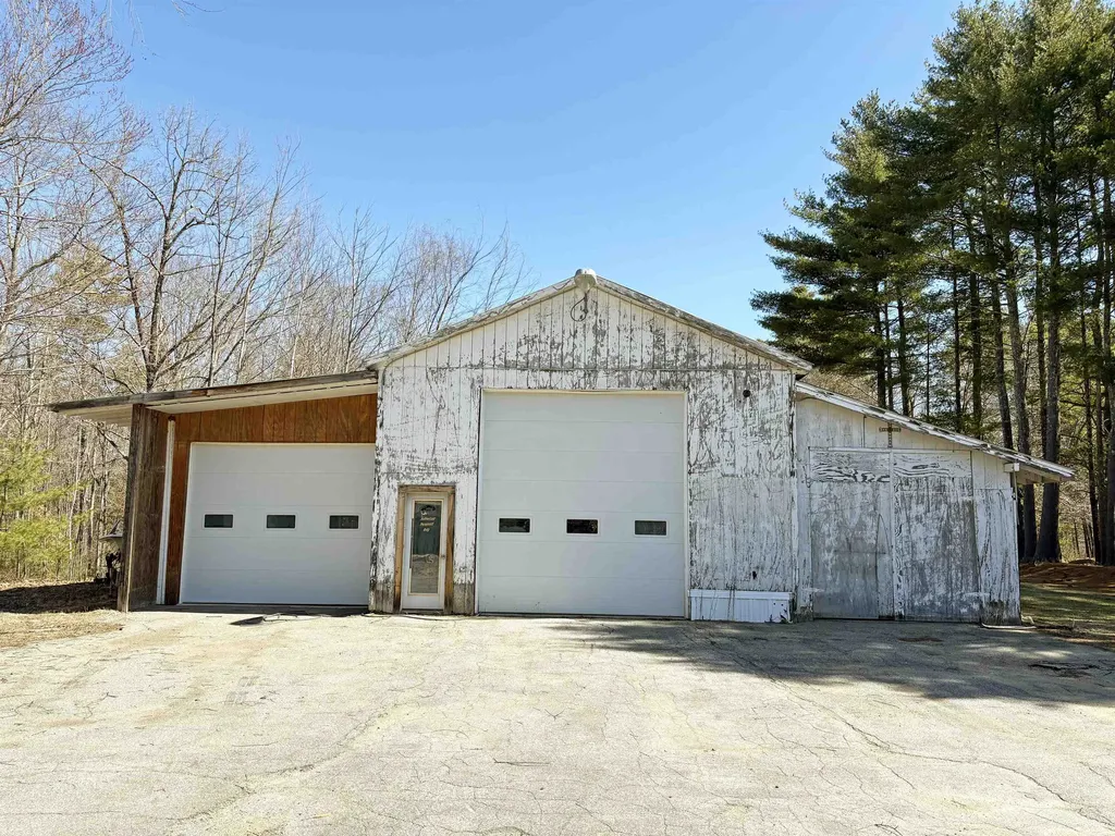 88 Pierce Road Barrington NH 03825